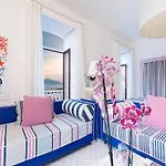 Terrace By The Sea - Entire Property With Terrace